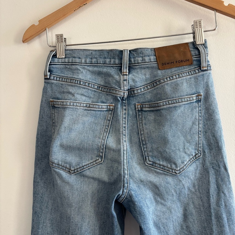 Denim Forum Aritzia The Arlo Hi-Rise Straight Jean Distressed - Picture 8 of 14